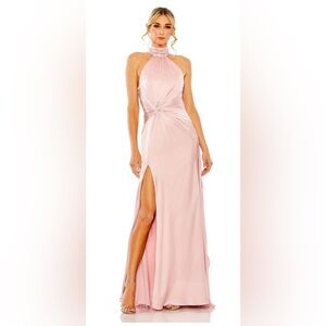 Mac Duggal NWT Size 8 Open Back High Neck Side Ruched Gown in Shell Pink